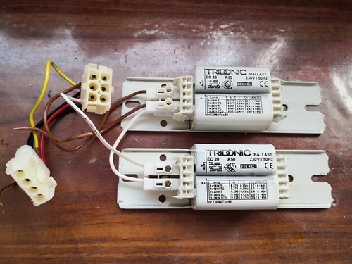 Reattore doppio lampade