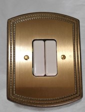Placca bronzata in ottone (N°3 Pez.) copri interruttore per serie Bticino Piuma 