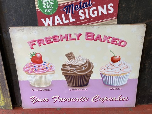 Metal wall sign - metal,