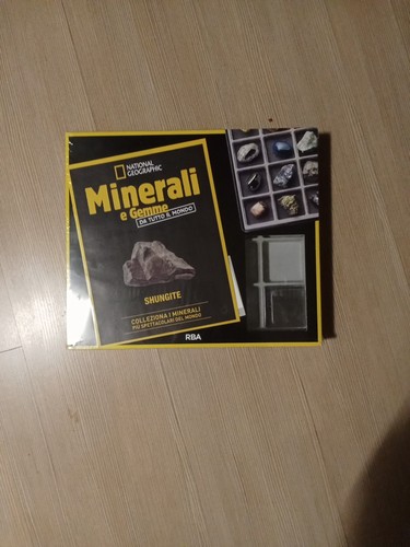 Collezione minerali gemme - e,