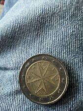 Moneta 2 euro malta 2008 errore di conio ha il cerchio all'interno sbagliato