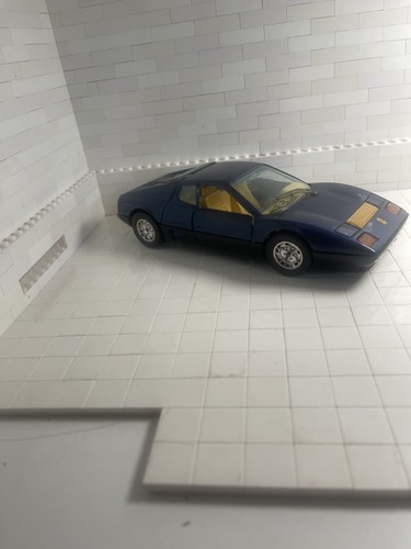 Burago ferrari 512 bb - 1:24,