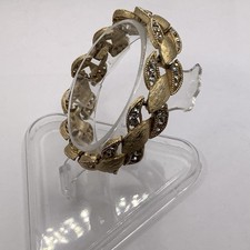 Vintage Signed Crown Trifari