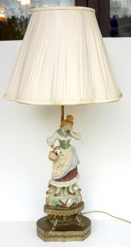Bello lampada antica - lampada, statua