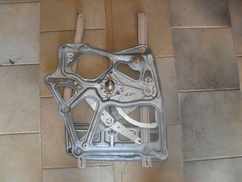 Alzavetro posteriore destro - ,