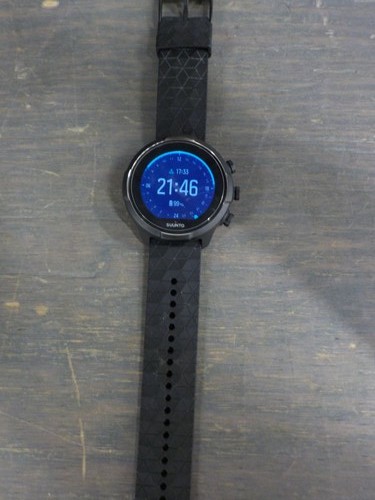 Suunto baro gps watch - baro,