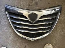 GRIGLIA MASCHERINA MASCHERA CROMATA ANTERIORE LANCIA Y YPSILON 2011 A 2015