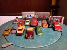 Lotto 16 Modellini Auto Motorini Rizzato Califfone Matchbox Burago Polistil gioc