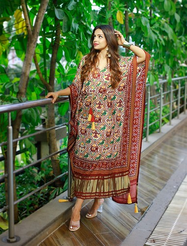 Sari blusa finta - sari, in