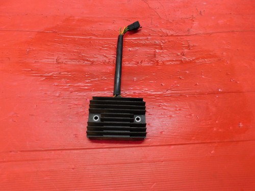 Regolatore tensione danno - regolatore,