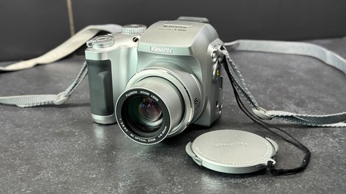 Fujifilm finepix s3000 2 - finepix, 3,2