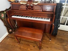 Yamaha M405 Piano 1986