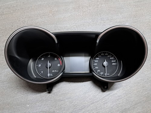 Quadro strumenti alfa romeo - quadro,