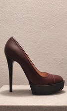 Décolleté con plateau