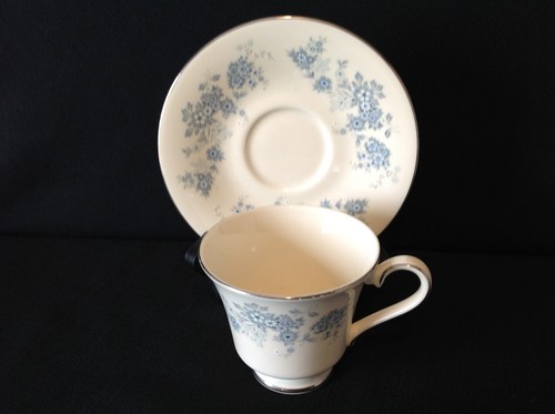 Royal doulton michelle set - doulton,