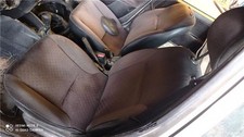 ASIENTO DELANTERO IZQUIERDO /
