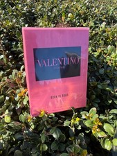 Valentino Donna Born In Roma