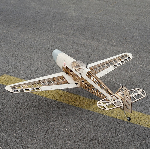 Modellino aereo radiocomandato