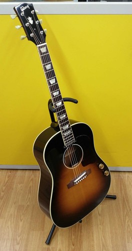 Chitarra ibrida