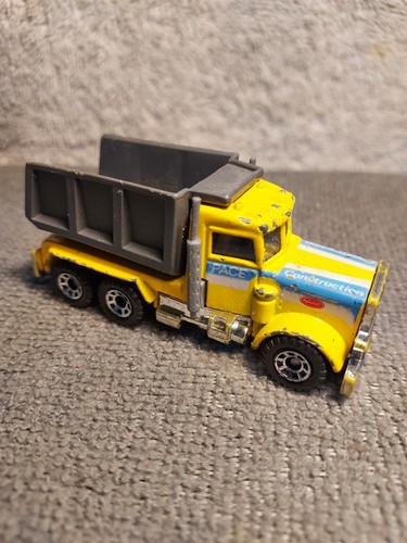 Matchbox 1981 peterbilt pace - matchbox,
