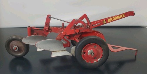 Aratro giocattolo mccormick - giocattolo,