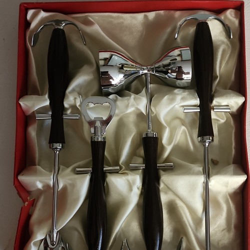Set attrezzi barra metallo
