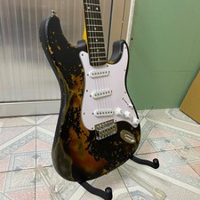 21 frets Vintage Relic ST