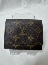 Louis Vuitton Busta Carte de
