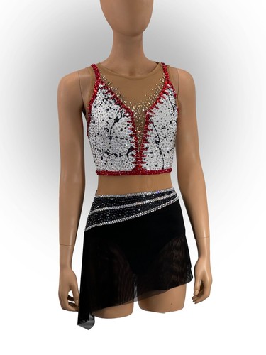 Elegante vestito pattinaggio