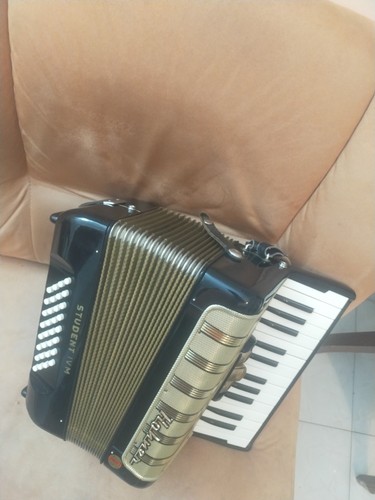 Fisarmonica hohnner student - fisarmonica,