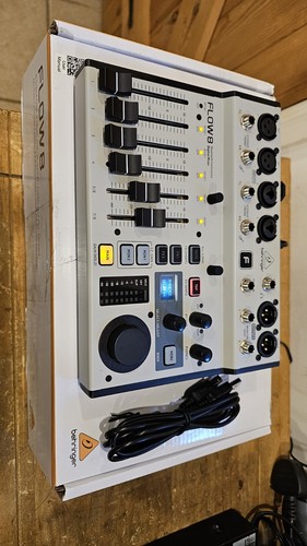 Mixer digitale behringer - digitale, flow