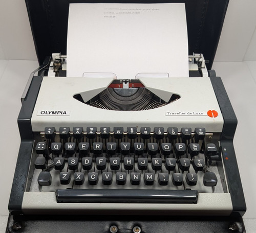 Macchina scrivere manuale - da,