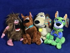 4 SCOOBY-DOO PELUCHE 7" FIGURE