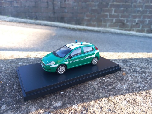 2009 fiat grande punto - 1:43,