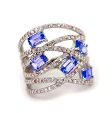 Anello con tanzaniti blu da 2.00 ct, diamanti N.Fancy da 1.10 ct, oro bianco 14k