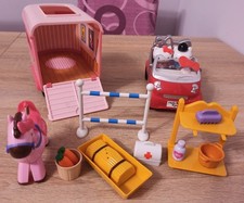 Hello Kitty equitazione con auto Sanrio