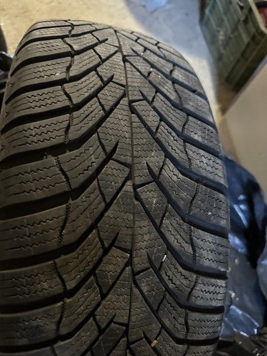 Pneumatici auto invernali - pneumatici,