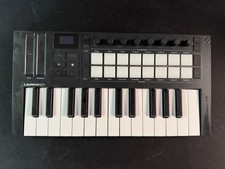 NOVATION Launchkey Mini 25 Mk4 Controller Midi 25 tasti