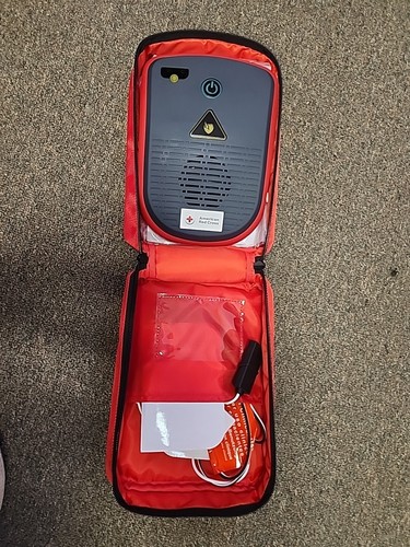 Dispositivo defibrillatore