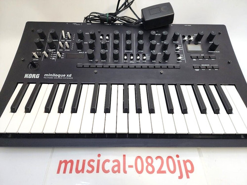Sintetizzatore analogico