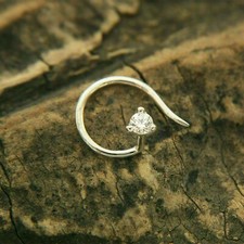2mm Moissanite Solitario Naso