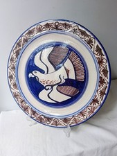 Piatto decorativo in maiolica policroma