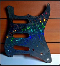 Battipenna Stratocaster personalizzato stampato in 3D - US/MIM SSS 11 fori, nero olografico