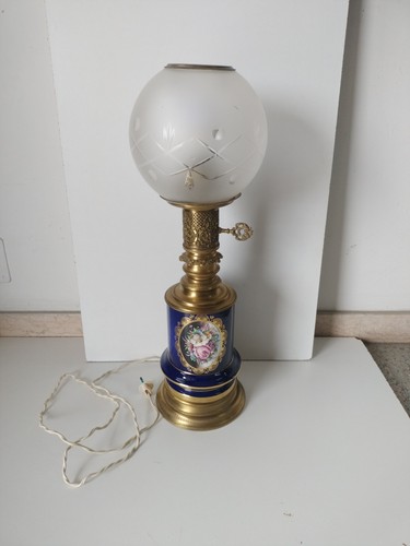 Antica lampada lume da - o,
