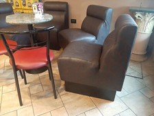 Poltroncine e Sedie per bar e ristoranti nere e rosse di ecopelle 