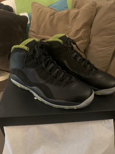 Air jordan retro - air,