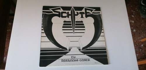 Schyte the darkness - schyte-, comes-