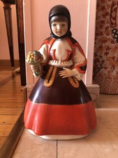 LENCI - BIMBA CON MAZZO DI FIORI 