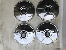 FIAT 125 SPECIAL 4 COPPE RUOTA/ WHEEL CUP BORCHIE ORIGINALI NEW OLD STOCK