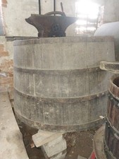 Macina Uva e Mastello  Per Vendemmia